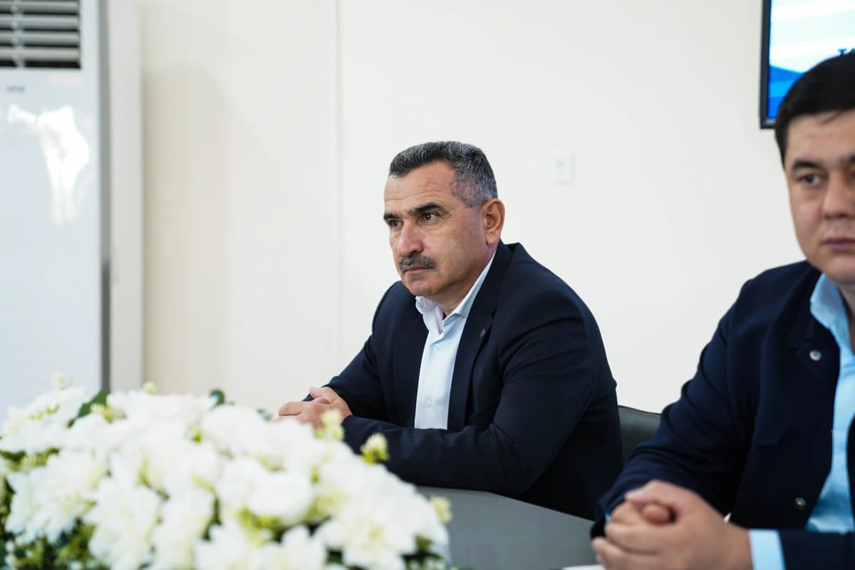 Yoshlar oyligi doirasida giyohvandlikka qarshi profilaktik tadbir o‘tkazildi
Oktyabr oyida yoshlar o‘rtasida giyohvandlikning oldini olishga qaratilgan keng qamrovli profilaktik oylik doirasida Osiyo texnologiyalar universitetida targ‘ibot-tushuntirish tadbiri o‘tkazildi. Tadbirda talaba-yoshlarga giyohvandlikning salbiy oqibatlari va uning oldini olish bo‘yicha muhim ma’lumotlar berildi.