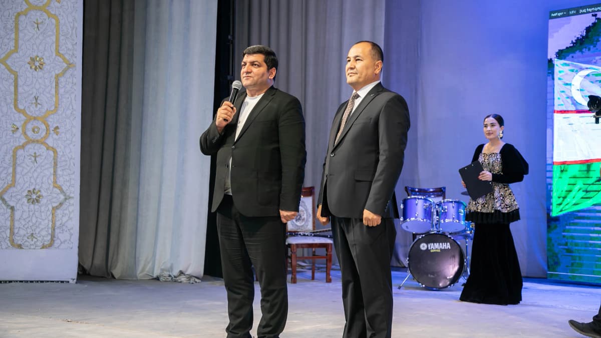 Osiyo texnologiyalar universitetida O‘zbekiston va Ozarbayjon o‘rtasidagi do‘stlik va hamkorlik munosabatlarini mustahkamlashga qaratilgan O‘zbekiston–Ozarbayjon do‘stlik markazining ochilish marosimi bo‘lib o‘tdi. Marosimdan so‘ng ikki xalq o‘rtasidagi mustahkam do‘stlik, madaniy yaqinlik va mushtarak qadriyatlarni tarannum etuvchi “O‘zbekiston–Ozarbayjon — abadiy do‘stlik” nomli konsert dasturi tashkil etildi.