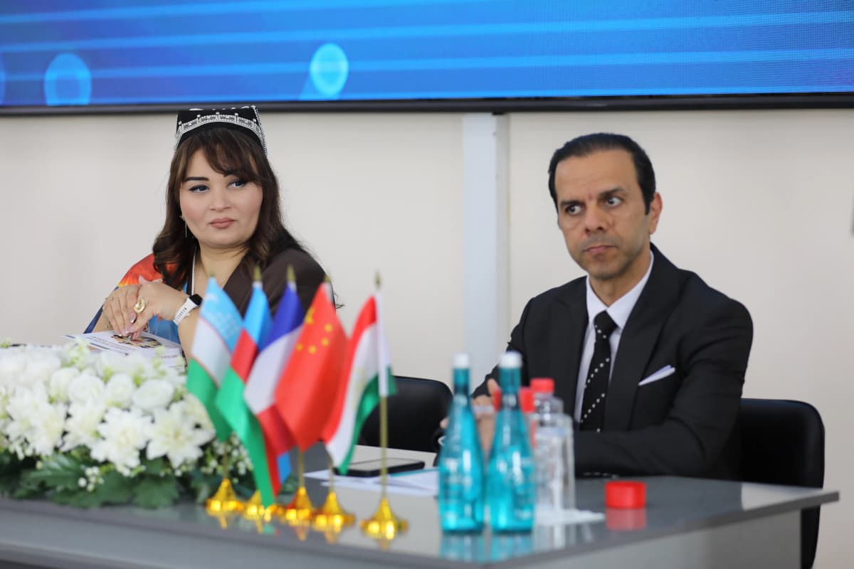 🎓 Osiyo texnologiyalar universitetida filologiya yo‘nalishiga bag‘ishlangan nufuzli xalqaro ilmiy-amaliy anjuman o‘z ishini boshladi.