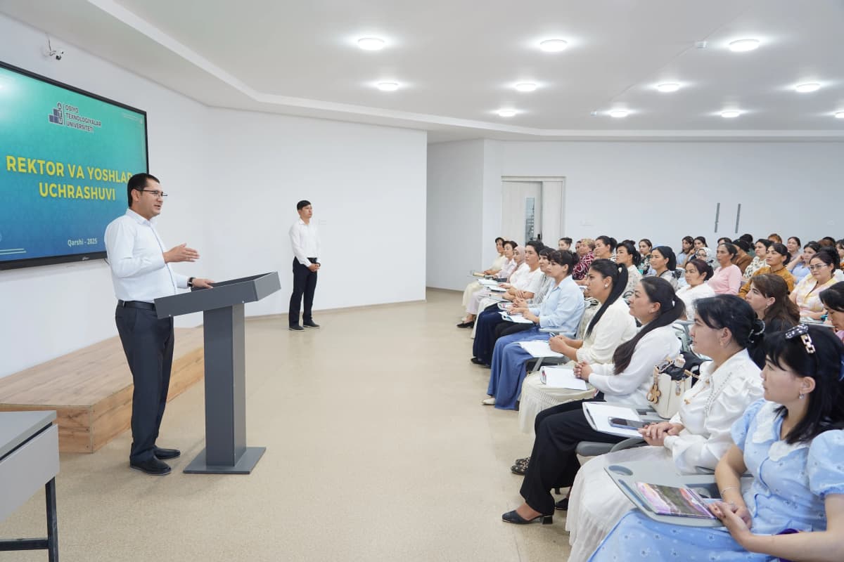 🎓 Osiyo texnologiyalar universitetida universitet ijrochi rektori Ibragimov Elyor Xakimovich bilan talabalar o‘rtasida ochiq muloqot shaklida uchrashuv tashkil etildi.