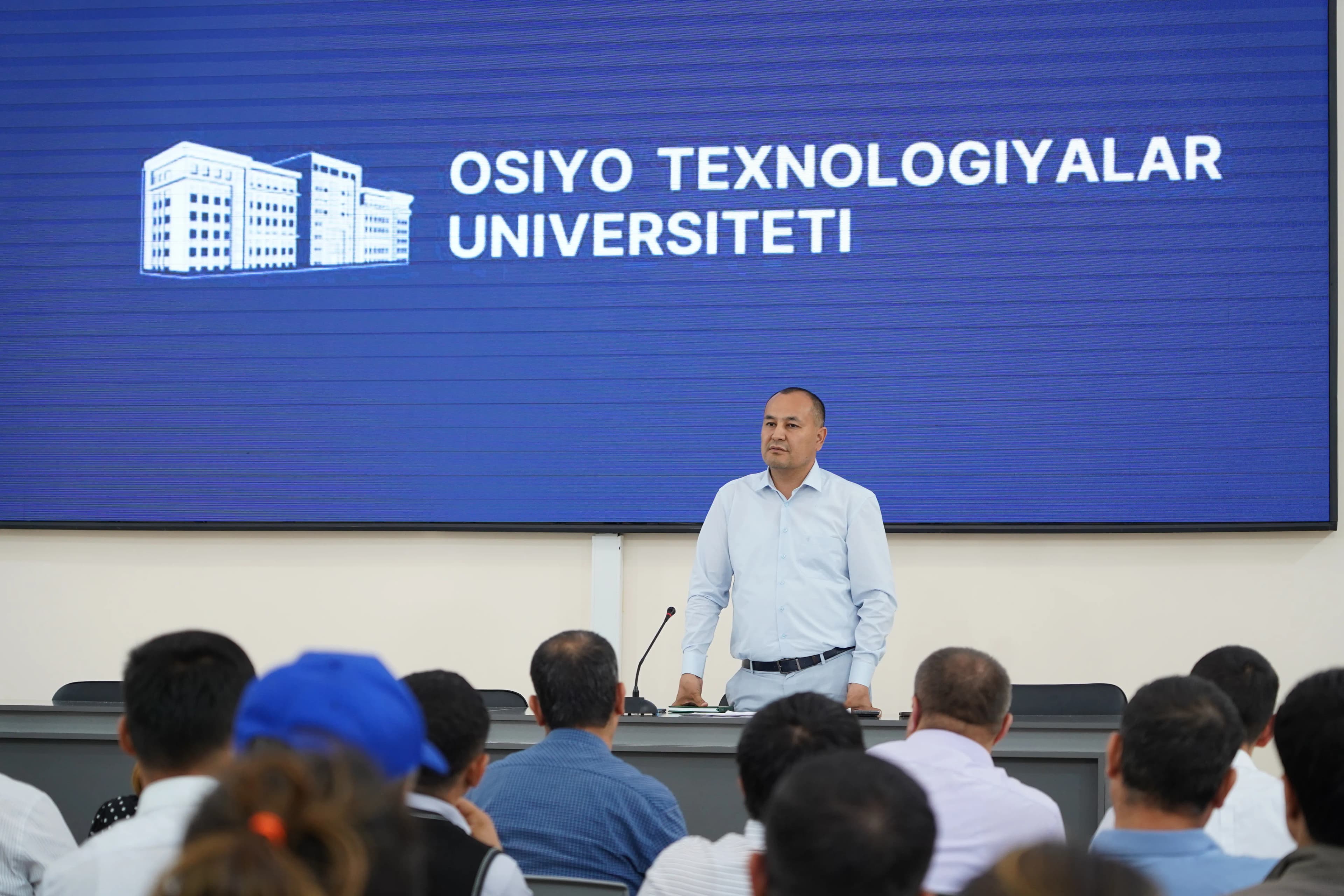 🎓 Osiyo texnologiyalar universitetida navbatdagi kengaytirilgan yig‘ilish o‘tkazildi. Unda universitet faoliyatini yanada takomillashtirish, ta’lim sifati va samaradorligini oshirish, ilmiy-tadqiqot ishlarini rivojlantirish hamda tashkiliy masalalar muhokama qilindi.