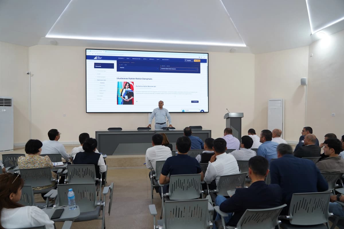 🎓 Osiyo texnologiyalar universitetida navbatdagi kengaytirilgan yig‘ilish o‘tkazildi. Unda universitet faoliyatini yanada takomillashtirish, ta’lim sifati va samaradorligini oshirish, ilmiy-tadqiqot ishlarini rivojlantirish hamda tashkiliy masalalar muhokama qilindi.