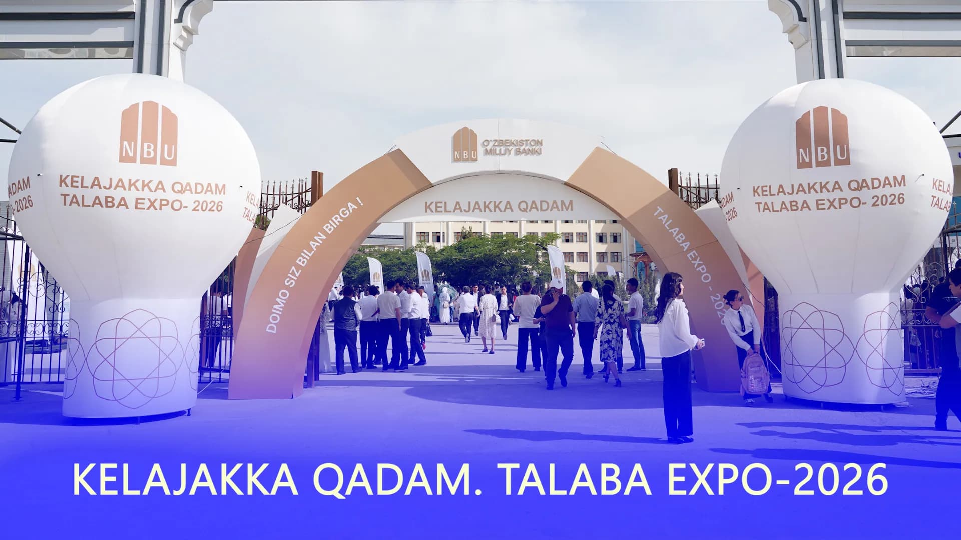 🎓 Tadbir davomida talabalar tomonidan yaratilgan texnik ishlanmalar, innovatsion loyihalar, IT dasturlar, startap g‘oyalar hamda amaliy ijod namunalari namoyish etilmoqda.