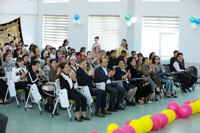 Ayni kunlarda Respublikamiz boʻylab “Qadriyatlaring boqiy boʻlsin!” gʻoyasi asosida barcha tashkilot va muassasalarda turli tadbirlar, sayllar oʻtkazib kelinmoqda.