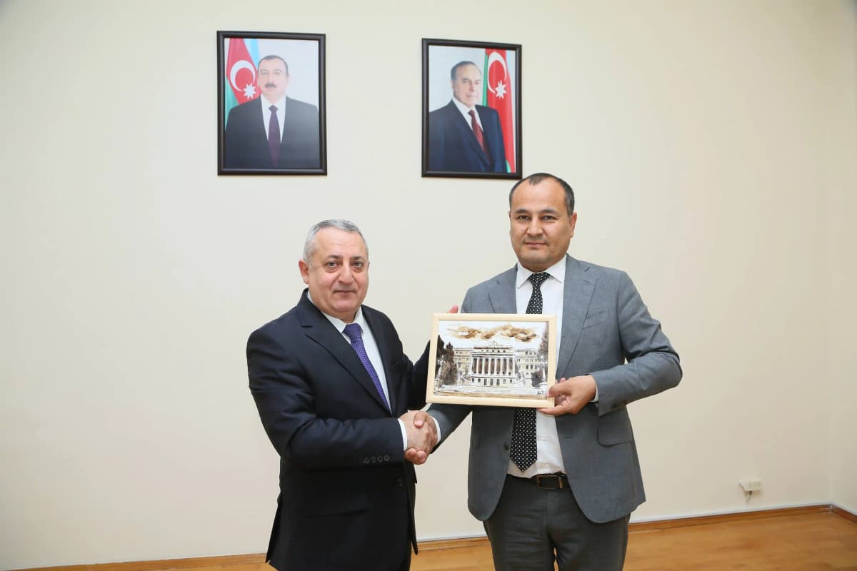 🤝 Ayni paytda Ozarbayjon Davlat texnika universiteti bilan hamkorlik memorandumi imzolandi.