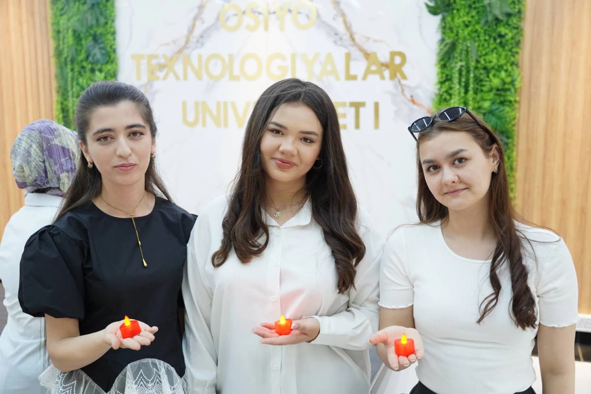 Osiyo texnologiyalar universiteti Pedagogika kafedrasi tomonidan Psixologiya yo'nalishi talabalari
bilan birgalikda "Yashashga ming bir sabab" mavzusida tadbir tashkil etildi.